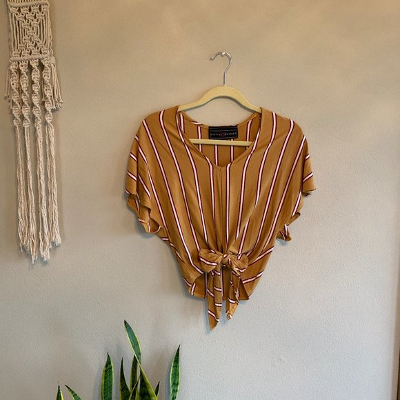 Tie Front Crop Top - Picture 1 of 3